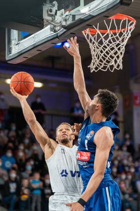Scored by Jaylon Brown Hamburg Towers 0 Hamburg Towers vs ALBA Berlin, Basketball, Bundesliga, Hauptrunde, Spieltag 15, Saison 2021 2022, 02 01 2022 Marcel von Fehrn Hamburg Towers vs ALBA Berlin, Basketball, Bundesliga, Hauptrunde, Spieltag 15, Saison 2021 2022, 02 01 2022 Hamburg Copyright: xEibnerxPressefoto MarcelxvonxFehrnx EP_MFN