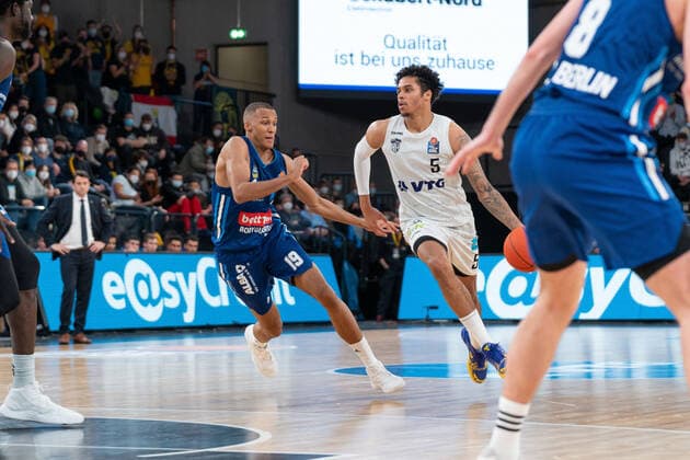 Caleb Homesley Hamburg Towers 5 sets Hamburg Towers vs ALBA Berlin, Basketball, Bundesliga, Hauptrunde, Spieltag 15, Saison 2021 2022, 02 01 2022 Marcel von Fehrn Hamburg Towers vs ALBA Berlin, Basketball, Bundesliga, Hauptrunde, Spieltag 15, Saison 2021 2022, 02 01 2022 Hamburg Copyright: xEibnerxPressefoto MarcelxvonxFehrnx EP_MFN