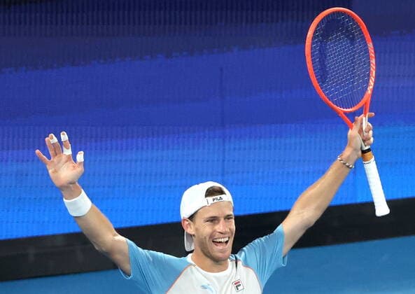 TENNIS ATP, Tennis Herren CUP, Diego Schwartzman of Team Argentina reacts after winning his match against Stefanos Tsitsipas of Team Greece on day 3 of the ATP Cup tennis tournament at Qudos Arena in Sydney, Monday, January 3, 2022. ( NO ARCHIVING, EDITORIAL USE ONLY, NO USE IN BOOKS WITHOUT CONSENT SYDNEY NSW AUSTRALIA  Copyright: xDAVIDxGRAYx 20220103001610528877
