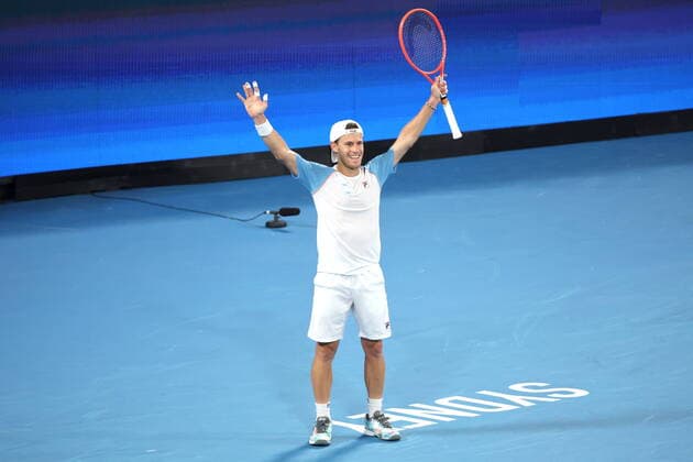 TENNIS ATP, Tennis Herren CUP, Diego Schwartzman of Team Argentina reacts after winning his match against Stefanos Tsitsipas of Team Greece on day 3 of the ATP Cup tennis tournament at Qudos Arena in Sydney, Monday, January 3, 2022. ( NO ARCHIVING, EDITORIAL USE ONLY, NO USE IN BOOKS WITHOUT CONSENT SYDNEY NSW AUSTRALIA  Copyright: xDAVIDxGRAYx 20220103001610529041