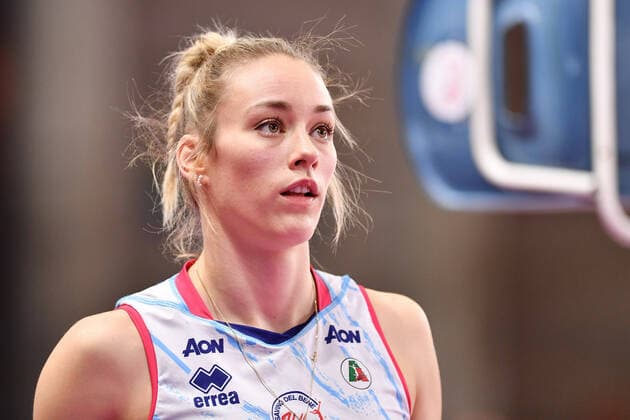 January 3, 2022, Scandicci, Italy: Scandicci, Italy, PalaRialdoli, January 03, 2022, Louisa Lippmann (Savino Del Bene Scandicci) during Savino Del Bene Scandicci vs Unet E-Work Busto Arsizio - Volleyball Italian Women Cup. Volleyball Italian Women Cup - Savino Del Bene Scandicci vs Unet E-Work Busto Arsizio, Scandicci, Italy - ZUMAl164 20220103_zsa_l164_028 Copyright: xLisaxGuglielmix