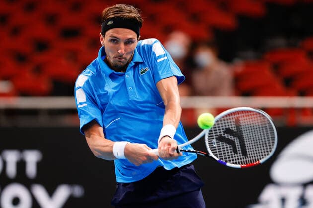 Arthur Rinderknech of Team France plays a shot against Jannik Sinner of Team Italy during the ATP, Tennis Herren Cup at Qudos Bank Arena, Sydney Olympic Park Tennis Centre, Sydney, Australia on 4 January 2022. Copyright: xPeterxDovganx 30460195