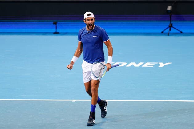 Matteo Berrettini of Team Italy celebrates beating Ugo Humbert of Team France during the ATP, Tennis Herren Cup at Qudos Bank Arena, Sydney Olympic Park Tennis Centre, Sydney, Australia on 4 January 2022. Copyright: xPeterxDovganx 30460241