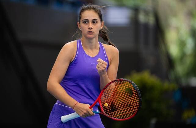 Mandatory Credit: Photo by Rob Prange Shutterstock (12683870bw) Anastasia Gasanova of Russia in action during the first round of the 2022 Adelaide International WTA, Tennis Damen 500 tennis tournament Adelaide International, Tennis, Memorial Drive Tennis Centre, Adelaide, Australia - 04 Jan 2022 Adelaide International, Tennis, Memorial Drive Tennis Centre, Adelaide, Australia - 04 Jan 2022  Copyright: xRobxPrange Shutterstockx 12683870bw