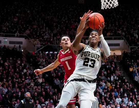 January 3, 2022: Purdue Boilermakers guard Jaden Ivey (23) drives to the basket past Wisconsin Badgers guard Johnny Davis (1) in the 2nd half of the game between the Wisconsin Badgers and the Purdue Boilermakers at Mackey Arena in West Lafayette, Indiana. Mandatory Credit: Sandra Dukes CSM. West Lafayette USA - ZUMAc04_ 20220103_zaf_c04_008 Copyright: xSandraxDukes xCalxSportxMediax
