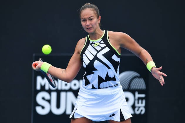 TENNIS MELBOURNE SUMMER SET, Lesley Pattinama Kerkhove of the Netherlands in action during their match against Kimberly Birrell of Australia on Day 2 of the Melbourne Summer Set tennis tournament at Melbourne Park in Melbourne, Tuesday, January 4, 2022. ( NO ARCHIVING, EDITORIAL USE ONLY, NO USE IN BOOKS WITHOUT CONSENT MELBOURNE VIC AUSTRALIA  Copyright: xJAMESxROSSx 0146911433st