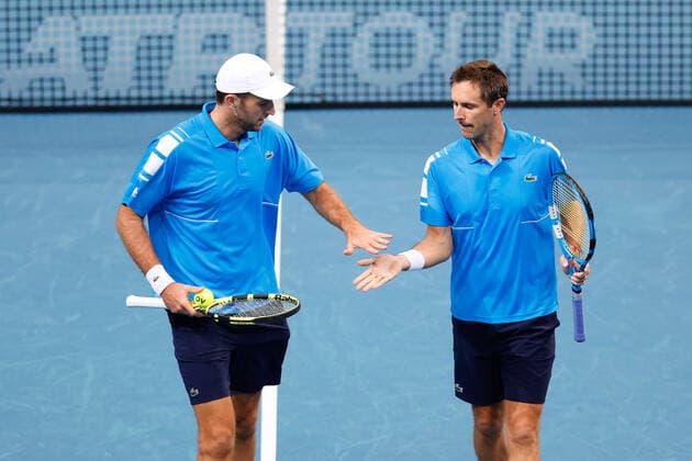 Fabrice Martin and Edouard Roger-Vasselin of Team France playing Matteo Berrettini and Jannik Sinner of Team Italy during the ATP, Tennis Herren Cup at Qudos Bank Arena, Sydney Olympic Park Tennis Centre, Sydney, Australia on 4 January 2022. Copyright: xPeterxDovganx 30460245