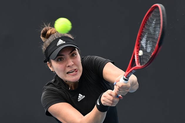 Sport Bilder des Tages TENNIS MELBOURNE SUMMER SET, Elena-Gabriela Ruse of Romania during their match against Arina Rodionova of Australia on Day 2 of the Melbourne Summer Set tennis tournament at Melbourne Park in Melbourne, Tuesday, January 4, 2022. ( NO ARCHIVING, EDITORIAL USE ONLY, NO USE IN BOOKS WITHOUT CONSENT MELBOURNE VIC AUSTRALIA  Copyright: xJOELxCARRETTx 20220104001610711988
