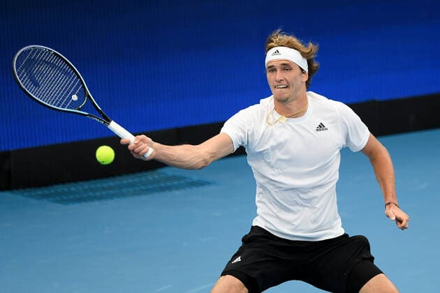 SYDNEY, AUSTRALIA - JANUARY 04: Alexander Zverev of Germany plays a forehand during the ATP, Tennis Herren Cup Tennis match between Alexander Zverev of Germany and Taylor Fritz of USA at Ken Rosewall Arena on January 04, 2022 in Sydney, Australia. (Photo by Steven Markham Icon Sportswire) TENNIS: JAN 04 ATP Cup Sydney Icon2201040108