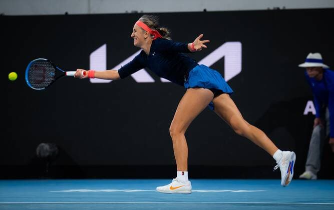 Mandatory Credit: Photo by Rob Prange Shutterstock (12683870ga) Victoria Azarenka of Belarus in action during the first round of the 2022 Adelaide International WTA, Tennis Damen 500 tennis tournament Adelaide International, Tennis, Memorial Drive Tennis Centre, Adelaide, Australia - 04 Jan 2022 Adelaide International, Tennis, Memorial Drive Tennis Centre, Adelaide, Australia - 04 Jan 2022  Copyright: xRobxPrange Shutterstockx 12683870ga