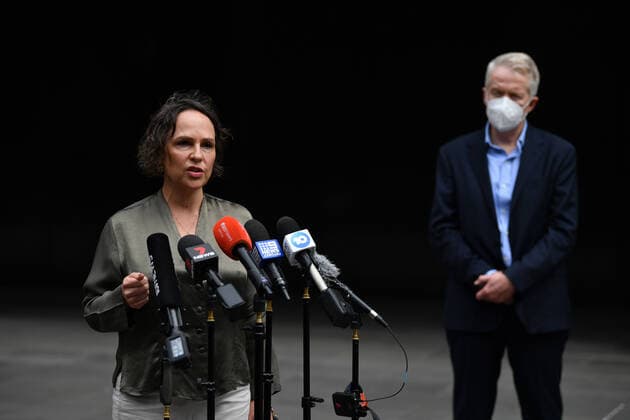 AUSTRALIAN OPEN CEO CRAIG TILEY PRESSER, Victorian Minister for Innovation Jaala Pulford to media in Melbourne, Wednesday, January 5, 2022. ( NO ARCHIVING, EDITORIAL USE ONLY, NO USE IN BOOKS WITHOUT CONSENT MELBOURNE VIC AUSTRALIA  Copyright: xJOELxCARRETTx 20220105001610883829