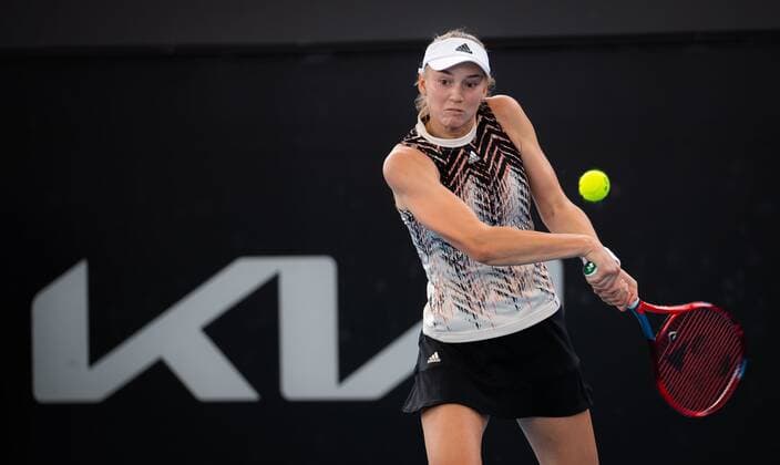 Mandatory Credit: Photo by Rob Prange Shutterstock (12683872ca) Elena Rybakina of Kazakhstan in action during the second round of the 2022 Adelaide International WTA, Tennis Damen 500 tennis tournament Adelaide International, Tennis, Memorial Drive Tennis Centre, Adelaide, Australia - 05 Jan 2022 Adelaide International, Tennis, Memorial Drive Tennis Centre, Adelaide, Australia - 05 Jan 2022  Copyright: xRobxPrange Shutterstockx 12683872ca