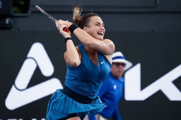ADELAIDE, AUSTRALIA - JANUARY 05: Aryna Sabalenka of Belarus plays a backhand during the WTA, Tennis Damen singles match between Kaja Juvan of Slovenia and Aryna Sabalenka of Belarus on day three of the Adelaide International tennis tournament at Memorial Drive on January 05, 2022 in Adelaide, Australia. (Photo by Peter Mundy Speed Media Icon Sportswire) TENNIS: JAN 05 Adelaide International Icon220105049