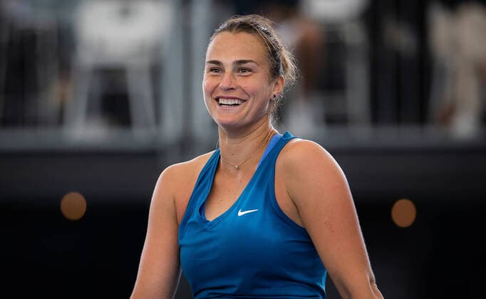 January 5, 2022, ADELAIDE, AUSTRALIA: Aryna Sabalenka of Belarus in action during the second round of the 2022 Adelaide International WTA, Tennis Damen 500 tennis tournament against Kaja Juvan of Slovenia ADELAIDE AUSTRALIA - ZUMAa181 20220105_zaa_a181_032 Copyright: xRobxPrangex