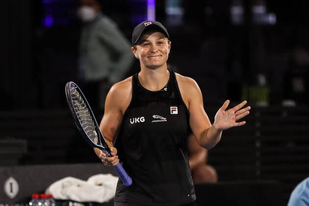 TENNIS ADELAIDE INTERNATIONAL, Ashleigh Barty of Australia celebrates victory in her match against Cori Gauff of the USA on Day 3 of the the Adelaide International Tennis Tournament, at Memorial Drive, in Adelaide, Wednesday, January 5, 2022. ( NO ARCHIVING, EDITORIAL USE ONLY, NO USE IN BOOKS WITHOUT CONSENT ADELAIDE SA AUSTRALIA  Copyright: xMATTxTURNERx 20220105001610971849