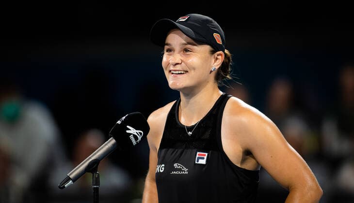 January 5, 2022, ADELAIDE, AUSTRALIA: Ashleigh Barty of Australia in action during the second round of the 2022 Adelaide International WTA, Tennis Damen 500 tennis tournament against Cori Gauff of the United States ADELAIDE AUSTRALIA - ZUMAa181 20220105_zaa_a181_141 Copyright: xRobxPrangex