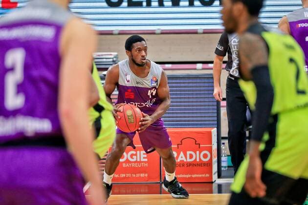 medi bayreuth BG Goettingen , Basketball, Bundesliga, BBL, Spieltag 2, Spielzeit 2021 2022, 05 01 2022, medi bayreuth BG Goettingen , Basketball, Bundesliga, BBL, Spieltag 2, Spielzeit 2021 2022, 05 01 2022, Foto EIBNER Thorsten Ochs Bayreuth Copyright: xEibner-Pressefoto ThorstenxOchsx EP_TOS