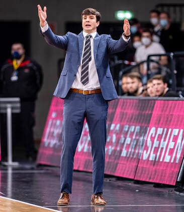 Head Coach Pedro Calles Towers easyCredit BBL, Basketball Bundesliga, 1 Liga, season 2021 2022, 12 matchday 05 01 22, Hamburg, Hamburg Towers vs Brose Bamberg, Â
