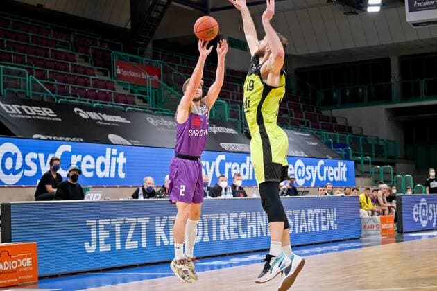 medi bayreuth BG Goettingen , Basketball, Bundesliga, BBL, Spieltag 2, Spielzeit 2021 2022, 05 01 2022, medi bayreuth BG Goettingen , Basketball, Bundesliga, BBL, Spieltag 2, Spielzeit 2021 2022, 05 01 2022, Foto EIBNER Thorsten Ochs Bayreuth Copyright: xEibner-Pressefoto ThorstenxOchsx EP_TOS