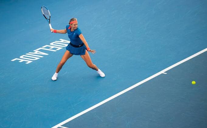 Mandatory Credit: Photo by Rob Prange Shutterstock (12683873bl) Victoria Azarenka of Belarus in action during the second round of the 2022 Adelaide International WTA, Tennis Damen 500 tennis tournament Adelaide International, Tennis, Memorial Drive Tennis Centre, Adelaide, Australia - 06 Jan 2022 Adelaide International, Tennis, Memorial Drive Tennis Centre, Adelaide, Australia - 06 Jan 2022  Copyright: xRobxPrange Shutterstockx 12683873bl