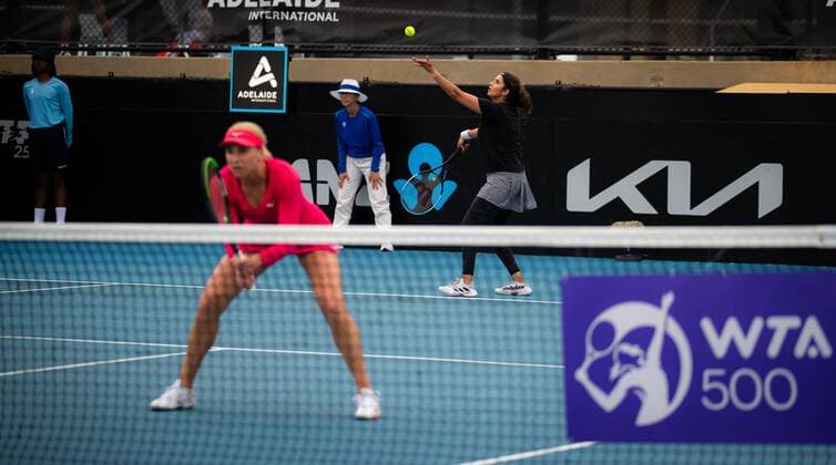 Mandatory Credit: Photo by Rob Prange Shutterstock (12683873dj) Sania Mirza of India playing doubles with Nadiia Kichenok at the 2022 Adelaide International WTA, Tennis Damen 500 tennis tournament Adelaide International, Tennis, Memorial Drive Tennis Centre, Adelaide, Australia - 06 Jan 2022 Adelaide International, Tennis, Memorial Drive Tennis Centre, Adelaide, Australia - 06 Jan 2022  Copyright: xRobxPrange Shutterstockx 12683873dj