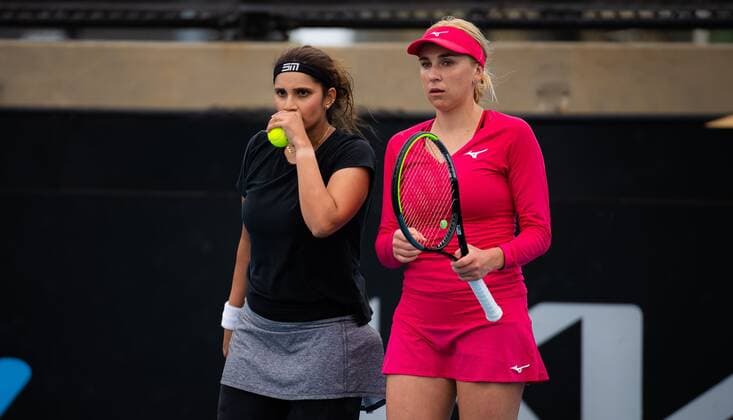 Mandatory Credit: Photo by Rob Prange Shutterstock (12683873dh) Sania Mirza of India playing doubles with Nadiia Kichenok at the 2022 Adelaide International WTA, Tennis Damen 500 tennis tournament Adelaide International, Tennis, Memorial Drive Tennis Centre, Adelaide, Australia - 06 Jan 2022 Adelaide International, Tennis, Memorial Drive Tennis Centre, Adelaide, Australia - 06 Jan 2022  Copyright: xRobxPrange Shutterstockx 12683873dh