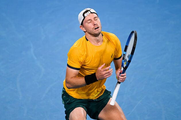 TENNIS ATP, Tennis Herren CUP, James Duckworth of Team Australia looks dejected during his match against Arthur Rinderknech of Team France on Day 6 of the ATP Cup tennis tournament at the Ken Rosewall Arena in Sydney, Thursday, January 6, 2022. ( NO ARCHIVING, EDITORIAL USE ONLY, NO USE IN BOOKS WITHOUT CONSENT SYDNEY NSW AUSTRALIA  Copyright: xJAMESxGOURLEYx 20220106001611192536