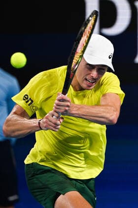 TENNIS ATP, Tennis Herren CUP, Alex de Minaur of Team Australia in action during his match against Ugo Humbert of Team France on Day 6 of the ATP Cup tennis tournament at the Ken Rosewall Arena in Sydney, Thursday, January 6, 2022. ( NO ARCHIVING, EDITORIAL USE ONLY, NO USE IN BOOKS WITHOUT CONSENT SYDNEY NSW AUSTRALIA  Copyright: xJAMESxGOURLEYx 20220106001611199842
