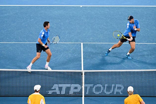 TENNIS ATP, Tennis Herren CUP, Edouard Roger-Vasselin and Fabrice Martin of Team France in action during their match against Luke Saville and John Peers of Team Australia on Day 6 of the ATP Cup tennis tournament at the Ken Rosewall Arena in Sydney, Thursday, January 6, 2022. ( NO ARCHIVING, EDITORIAL USE ONLY, NO USE IN BOOKS WITHOUT CONSENT SYDNEY NSW AUSTRALIA  Copyright: xJAMESxGOURLEYx 20220106001611220084