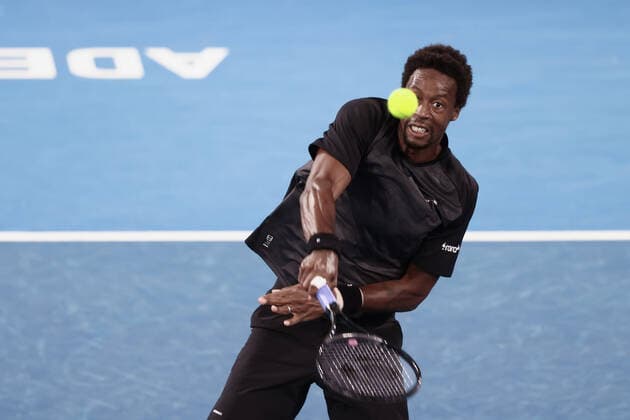 ADELAIDE, AUSTRALIA - JANUARY 06: Gael Monfils of France plays a forehand during the ATP, Tennis Herren singles match between Gael Monfils of France and Juan Manuel Cerundolo of Argentina on day four of the Adelaide International tennis tournament at Memorial Drive on January 06, 2022 in Adelaide, Australia. (Photo by Peter Mundy Speed Media Icon Sportswire) TENNIS: JAN 06 Adelaide International Icon220106206