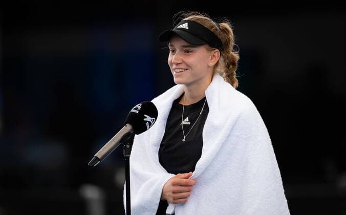 Mandatory Credit: Photo by Rob Prange Shutterstock (12683874x) Elena Rybakina of Kazakhstan in action during the quarterfinal at the 2022 Adelaide International WTA, Tennis Damen 500 tennis tournament Adelaide International, Tennis, Memorial Drive Tennis Centre, Adelaide, Australia - 07 Jan 2022 Adelaide International, Tennis, Memorial Drive Tennis Centre, Adelaide, Australia - 07 Jan 2022  Copyright: xRobxPrange Shutterstockx 12683874x