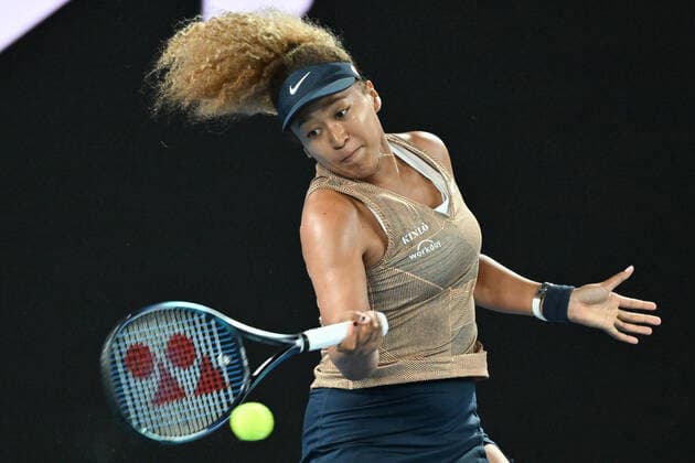 January 7, 2022: Naomi Osaka of Japan in action against Andrea Petkovic of Germany during their quarter final women s singles match at the WTA, Tennis Damen Melbourne Summer Set tennis tournament ahead of the Australian Open Grand Slam in Melbourne, Australia. Cal Media. Osaka won 6:1 7:5 Melbourne Australia - ZUMAc04_ 20220107_zaf_c04_040 Copyright: xSydneyxLowx