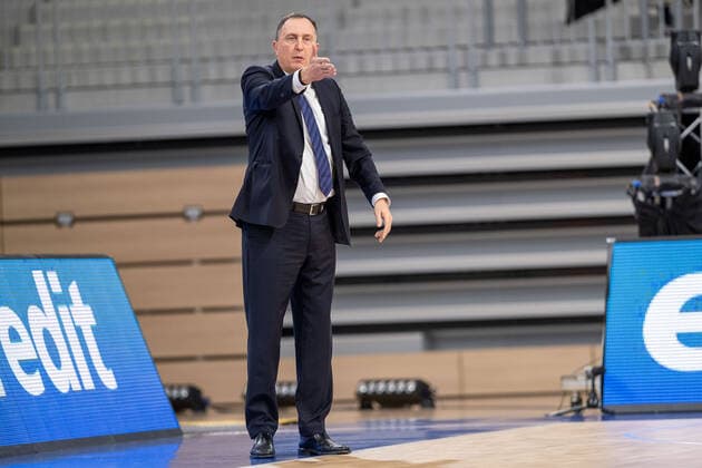 Branislav Ignjatovic MLP Academics Heidelberg,Head Coach , MLP Academics Heidelberg vs HAKRO Merlins Crailsheim, Basketball, easyCredit Bundesliga, 16 Spieltag, Saison 2021 2022, 07 01 2022, MLP Academics Heidelberg vs HAKRO Merlins Crailsheim, Basketball, easyCredit Bundesliga, 16 Spieltag, Saison 2021 2022, 07 01 2022, Heidelberg Copyright: xEibner-Pressefotox EP_EER