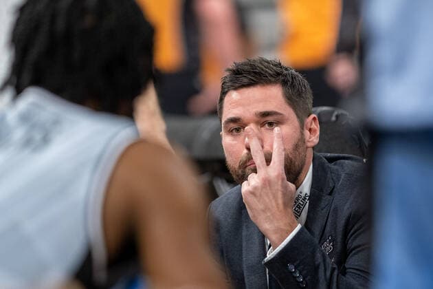 Sebastian Gleim HAKRO Merlins Crailsheim,Head coach during a timeout, MLP Academics Heidelberg vs HAKRO Merlins Crailsheim, Basketball, easyCredit Bundesliga, 16 Spieltag, Saison 2021 2022, 07 01 2022, MLP Academics Heidelberg vs HAKRO Merlins Crailsheim, Basketball, easyCredit Bundesliga, 16 Spieltag, Saison 2021 2022, 07 01 2022, Heidelberg Copyright: xEibner-Pressefotox EP_EER