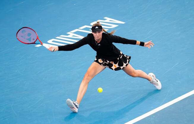 Mandatory Credit: Photo by Rob Prange Shutterstock (12683875e) Elena Rybakina of Kazakhstan in action during the semi-final at the 2022 Adelaide International WTA, Tennis Damen 500 tennis tournament Adelaide International, Tennis, Memorial Drive Tennis Centre, Adelaide, Australia - 08 Jan 2022 Adelaide International, Tennis, Memorial Drive Tennis Centre, Adelaide, Australia - 08 Jan 2022  Copyright: xRobxPrange Shutterstockx 12683875e