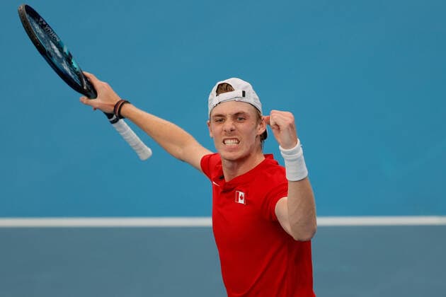 Denis Shapovalov of Team Canada celebrates defeating Roman Safiullin of Team Russia in the first singles rubber during the Canada vs Russia ATP, Tennis Herren Cup Semi Final at Sydney Olympic Park Tennis Centre, Sydney, Australia on 8 January 2022. Copyright: xPeterxDovganx 30460490