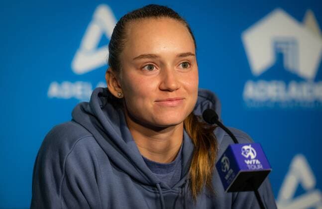 Mandatory Credit: Photo by Rob Prange Shutterstock (12683875aj) Elena Rybakina of Kazakhstan talks to the media after the semi-final at the 2022 Adelaide International WTA, Tennis Damen 500 tennis tournament Adelaide International, Tennis, Memorial Drive Tennis Centre, Adelaide, Australia - 08 Jan 2022 Adelaide International, Tennis, Memorial Drive Tennis Centre, Adelaide, Australia - 08 Jan 2022  Copyright: xRobxPrange Shutterstockx 12683875aj