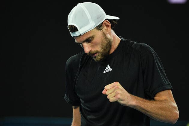 TENNIS MELBOURNE SUMMER SET, Maxime Cressy of the U.S reacts during their match against Grigor Dimitrov of Bulgaria on Day 6 of the Melbourne Summer Set tennis tournament at Melbourne Park in Melbourne, Saturday, January 8, 2022. ( NO ARCHIVING, EDITORIAL USE ONLY, NO USE IN BOOKS WITHOUT CONSENT MELBOURNE VIC AUSTRALIA  Copyright: xJAMESxROSSx 0146978812st