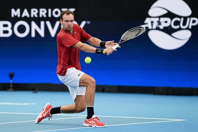 SYDNEY, AUSTRALIA - JANUARY 08: Roman Safiullin of Russia plays a backhand during the ATP, Tennis Herren Cup Tennis semifinal match between Roman Safiullin of Russia and Denis Shapovalov of Canada at Ken Rosewall Arena on January 08, 2022 in Sydney, Australia. (Photo by Steven Markham Icon Sportswire) TENNIS: JAN 08 ATP Cup Sydney Icon2201080284
