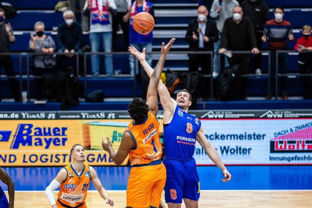 BB 1BL Syntainics MBC Ratiopharm Ulm Johannes Richter 8 Syntainics MBC , Cristiano Felicio 1 Ratiopharm Ulm during the match Season 2021 2022 Men in the EasyCredit Bundesliga between Syntainics MBC and Ratiopharm Ulm at Stadthalle Weissenfels on 8 January 2022 in Weissenfels, Sachsen Anhalt, Germany