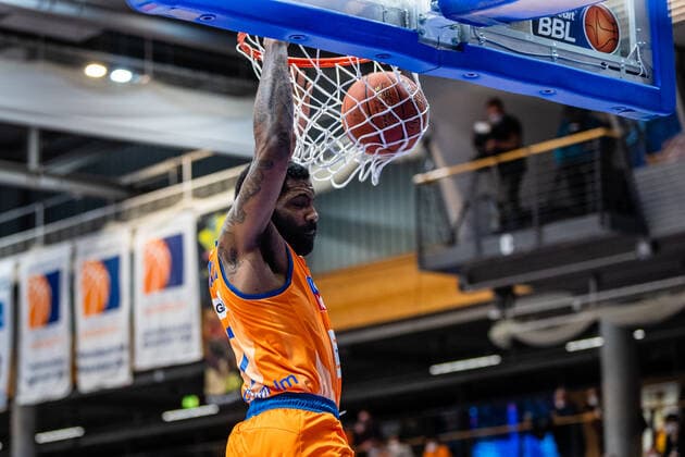 BB 1BL Syntainics MBC Ratiopharm Ulm Sindarius Thornwell 7 Ratiopharm Ulm during the match season 2021 2022 men in the EasyCredit Bundesliga between Syntainics MBC and Ratiopharm Ulm at Stadthalle Weissenfels on 8 January 2022 in Weissenfels, Sachsen Anhalt, Germany
