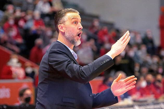 08 01 2022, xovx, Basketball 1 Bundesliga, easy Credit BBL, JobStairs Gießen 46ers BG Göttingen coach Pete Strobl Gießen 46ers Gießen Sporthalle Ost Hessen Germany DE