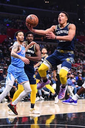 LOS ANGELES, CA - JANUARY 08: Memphis Grizzlies Guard Desmond Bane (22) drives to the basket during a NBA, Basketball Herren, USA game between the Memphis Grizzlies and the Los Angeles Clippers on January 8, 2022 at Crypto.com Arena in Los Angeles, CA. (Photo by Brian Rothmuller Icon Sportswire) NBA: JAN 08 Grizzlies at Clippers Icon2201080026