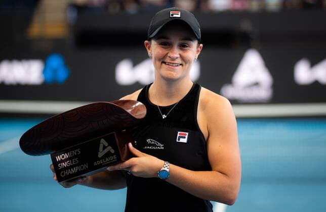 Mandatory Credit: Photo by Rob Prange Shutterstock (12683876u) Ashleigh Barty of Australia with the champions trophy after the final of the 2022 Adelaide International WTA, Tennis Damen 500 tennis tournament Adelaide International, Tennis, Memorial Drive Tennis Centre, Adelaide, Australia - 09 Jan 2022 Adelaide International, Tennis, Memorial Drive Tennis Centre, Adelaide, Australia - 09 Jan 2022  Copyright: xRobxPrange Shutterstockx 12683876u