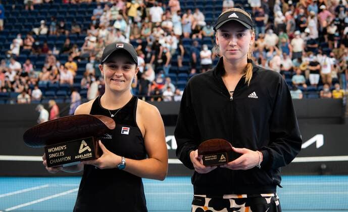 Mandatory Credit: Photo by Rob Prange Shutterstock (12683876ad) Ashleigh Barty of Australia & Elena Rybakina of Kazakhstan with their trophies after the final of the 2022 Adelaide International WTA, Tennis Damen 500 tennis tournament Adelaide International, Tennis, Memorial Drive Tennis Centre, Adelaide, Australia - 09 Jan 2022 Adelaide International, Tennis, Memorial Drive Tennis Centre, Adelaide, Australia - 09 Jan 2022  Copyright: xRobxPrange Shutterstockx 12683876ad