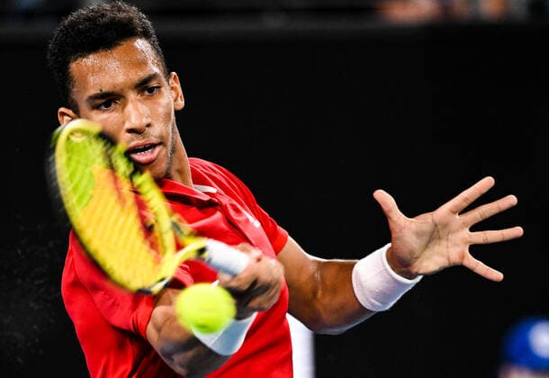 Mandatory Credit: Photo by James Gourley Shutterstock (12745941bn) Felix Auger-Aliassime of Team Canada in action during his Final Match against Team Spain ATP, Tennis Herren Cup Final, Tennis, Ken Rosewall Arena, Sydney, Australia - 09 Jan 2022 ATP Cup Final, Tennis, Ken Rosewall Arena, Sydney, Australia - 09 Jan 2022  Copyright: xJamesxGourley Shutterstockx 12745941bn