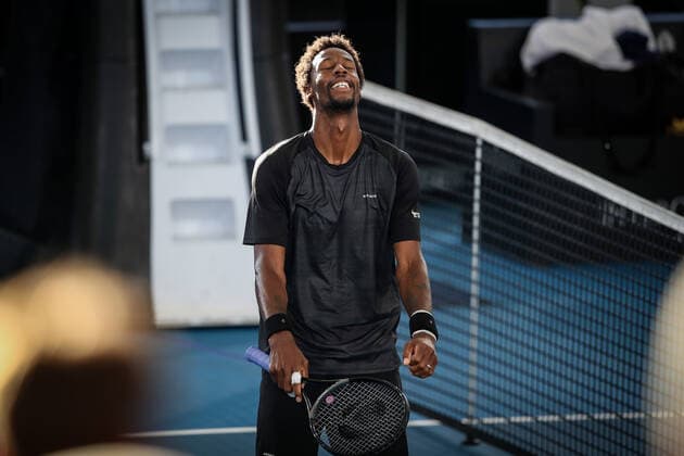 TENNIS ADELAIDE INTERNATIONAL, Gael Monfils of France celebrates victory after his match with Karen Khachanov of Russia in the Final of the the Adelaide International Tennis Tournament, at Memorial Drive, in Adelaide, Sunday, January 9, 2022. ( NO ARCHIVING, EDITORIAL USE ONLY, NO USE IN BOOKS WITHOUT CONSENT ADELAIDE SA AUSTRALIA  Copyright: xMATTxTURNERx 20220109001611973289