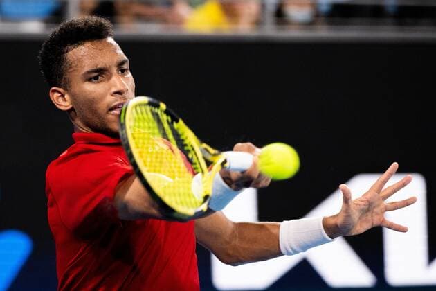 Mandatory Credit: Photo by James Gourley Shutterstock (12745941bz) Felix Auger-Aliassime of Team Canada in action during his Final Match against Team Spain ATP, Tennis Herren Cup Final, Tennis, Ken Rosewall Arena, Sydney, Australia - 09 Jan 2022 ATP Cup Final, Tennis, Ken Rosewall Arena, Sydney, Australia - 09 Jan 2022  Copyright: xJamesxGourley Shutterstockx 12745941bz