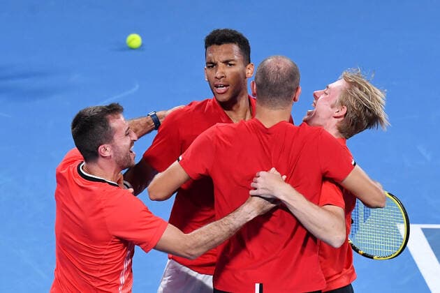 TENNIS ATP, Tennis Herren CUP, Team Canada celebrate their win over Team Spain in the ATP Cup Final on Day 9 of the ATP Cup tennis tournament at Ken Rosewall Arena in Sydney, Sunday, January 9, 2022. ( NO ARCHIVING, EDITORIAL USE ONLY, NO USE IN BOOKS WITHOUT CONSENT SYDNEY NSW AUSTRALIA  Copyright: xDEANxLEWINSx 20220109001611996147