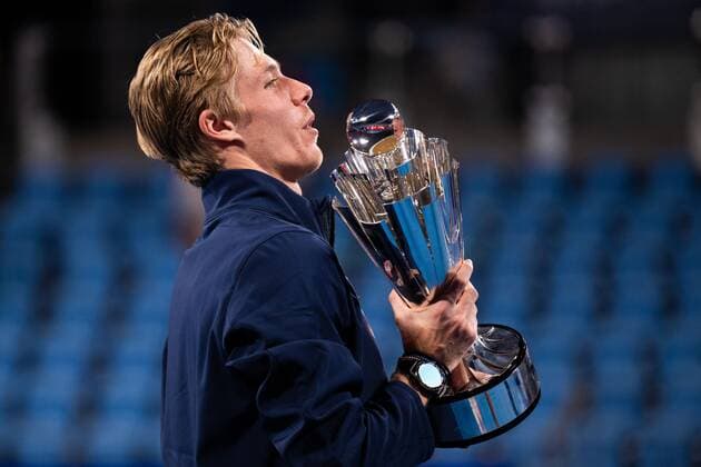 Mandatory Credit: Photo by James Gourley Shutterstock (12745941cn) Denis Shapovalov of Team Canada with the trophy after winning the ATP, Tennis Herren Cup Final against Team Spain ATP Cup Final, Tennis, Ken Rosewall Arena, Sydney, Australia - 09 Jan 2022 ATP Cup Final, Tennis, Ken Rosewall Arena, Sydney, Australia - 09 Jan 2022  Copyright: xJamesxGourley Shutterstockx 12745941cn